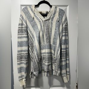 Men’s Lucky Brand hoodie. size large. (Runs small) Used/worn. Great condition